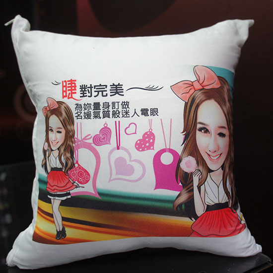 客製化抱枕，只要提供照片就可以製作，雙面皆可印照片